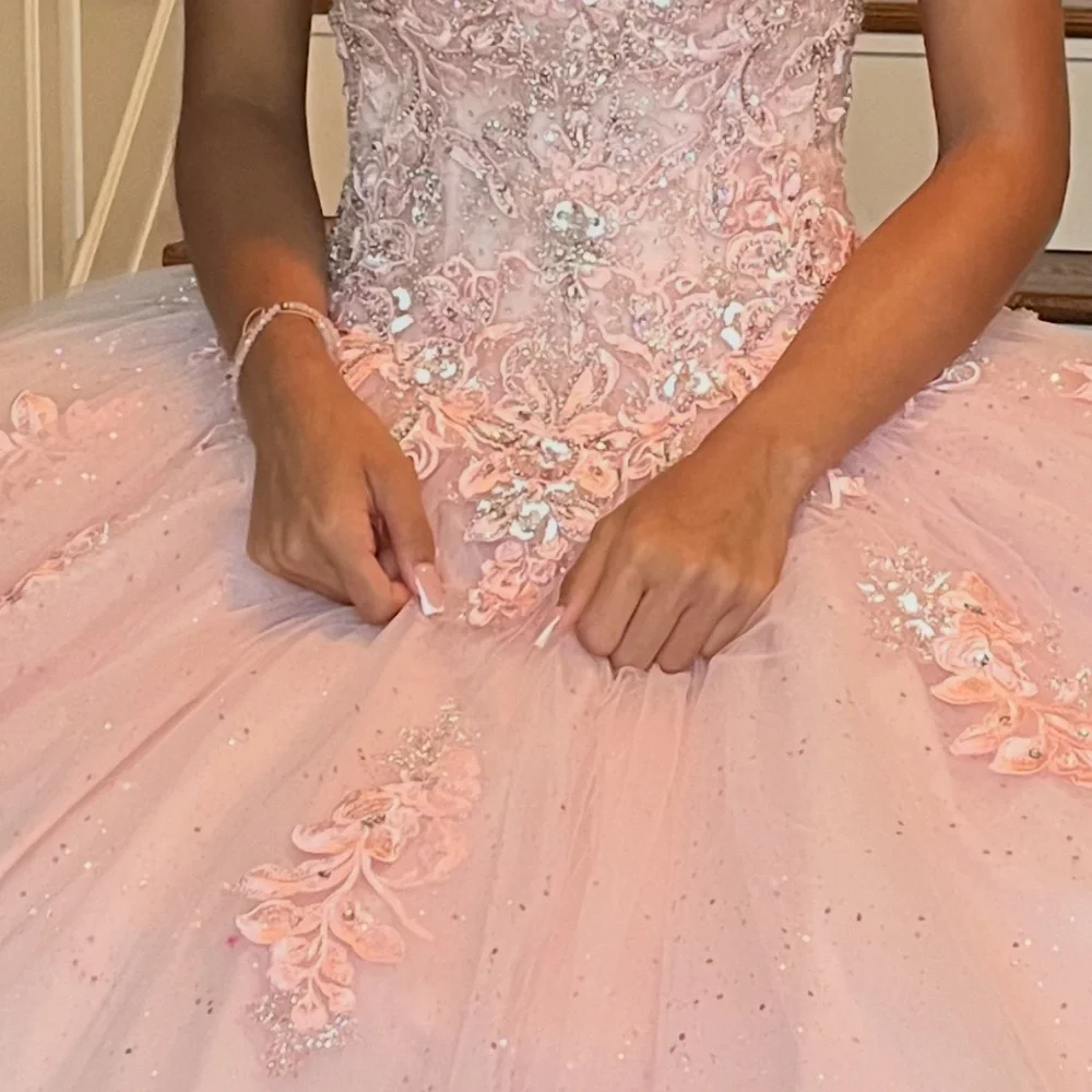 Sweet 16 Dre - Picture 2 of 3